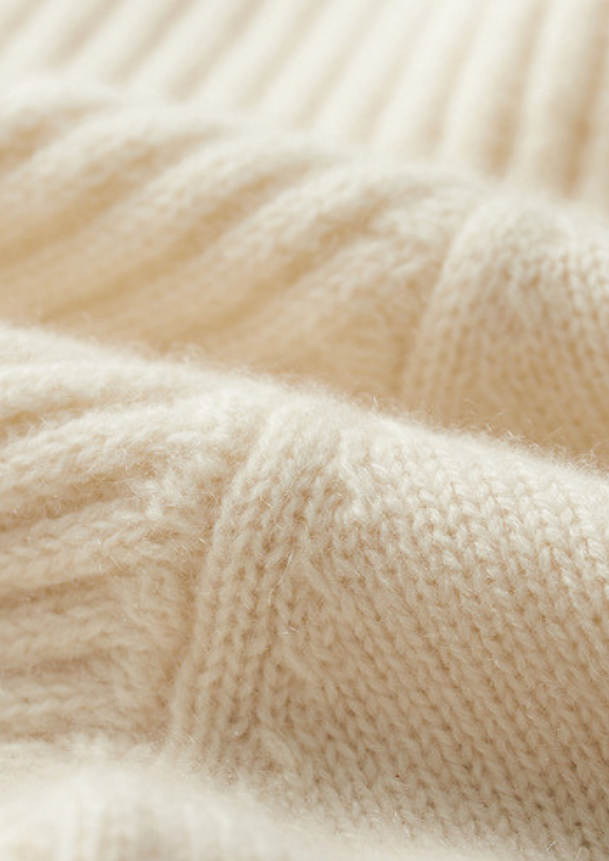 Pure Cashmere Ivory Patterned Mockneck | Solmar