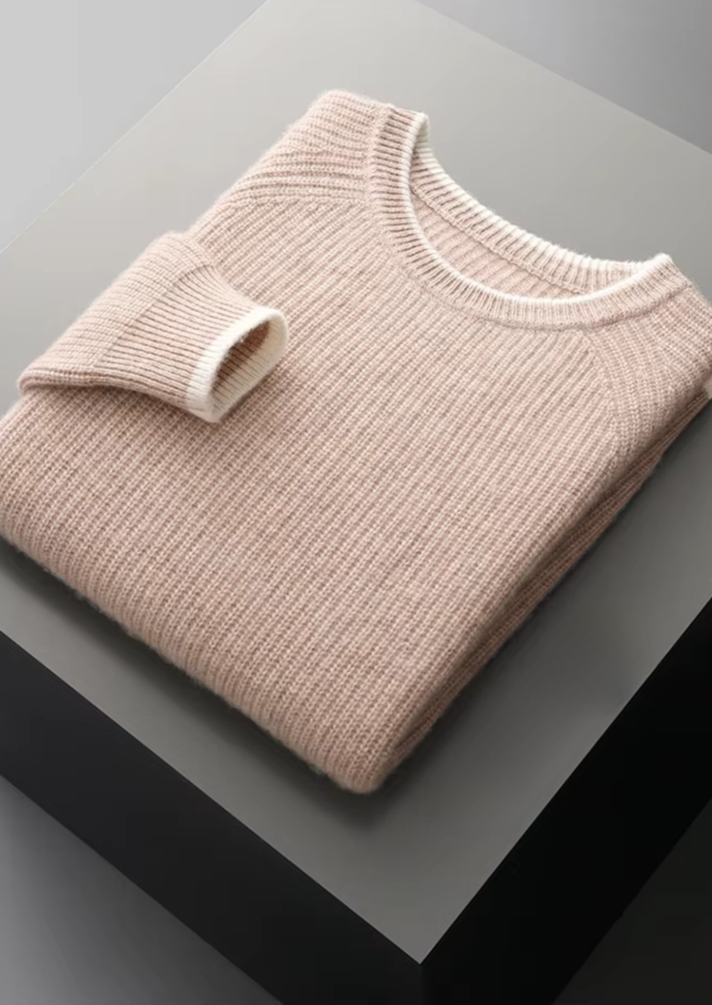 Pure Extra-Fine Merino Wool Two Tone Crewneck | Solmar