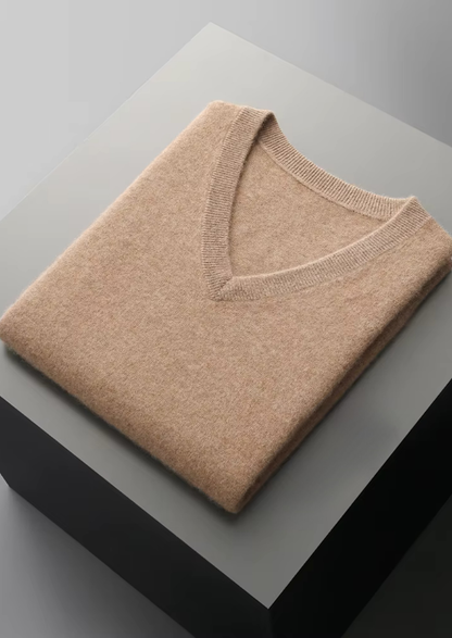 Pure Extra-Fine Merino Wool V-Neck Vest | Solmar