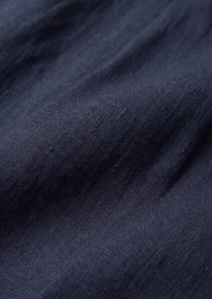 Navy Blue Pleated Linen Seaside Shorts | Solmar