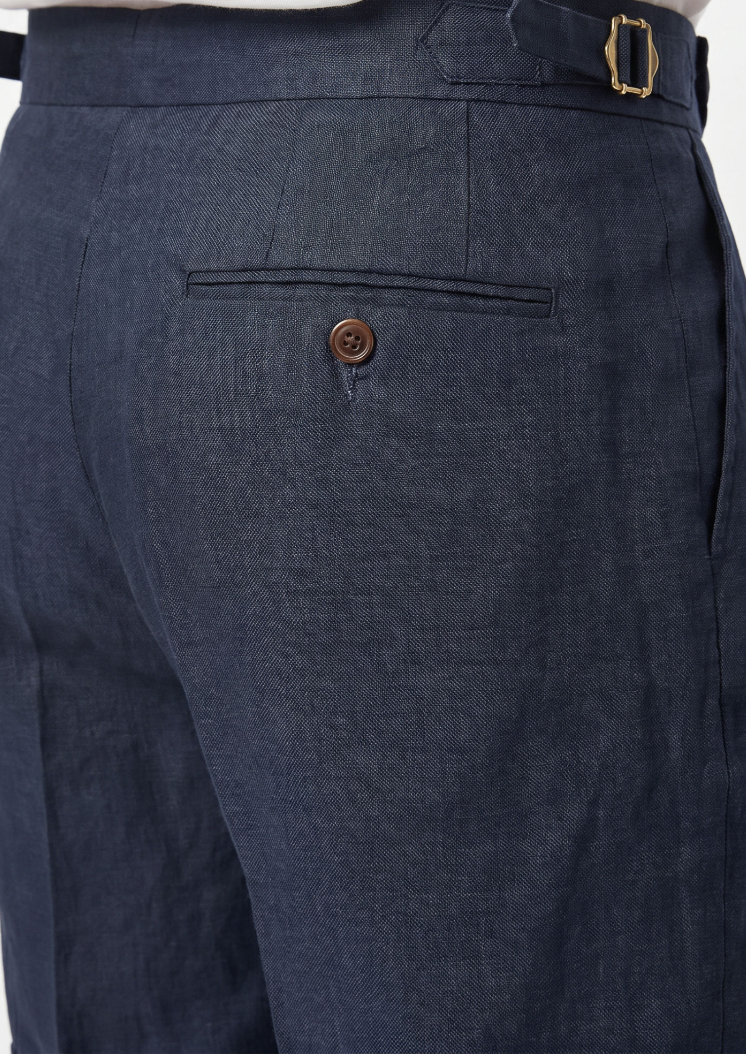 Navy Blue Pleated Linen Seaside Shorts | Solmar