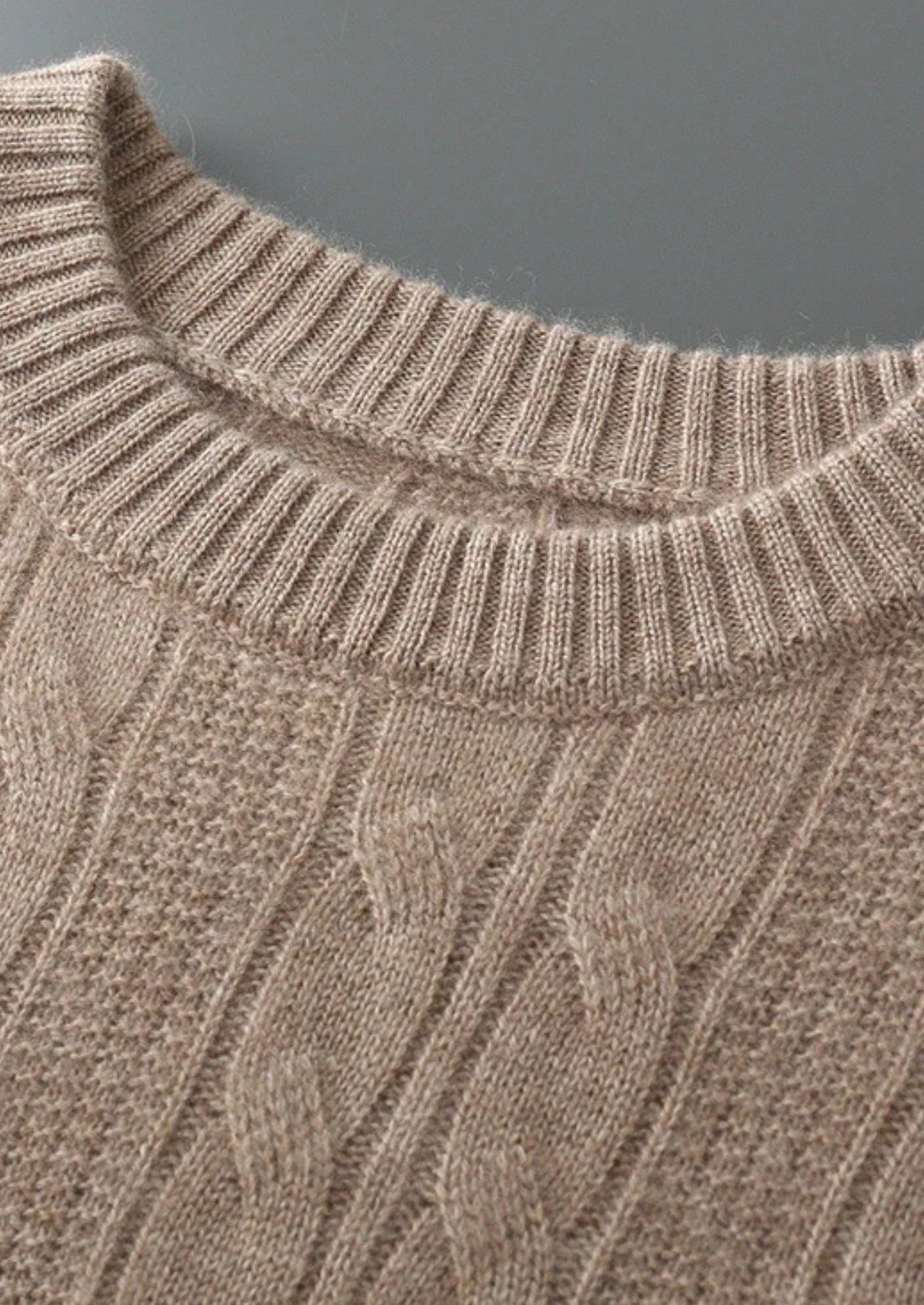 Pure Extra-Fine Merino Wool Cable Crewneck | Solmar