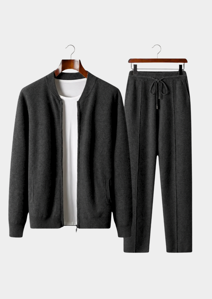 Pure Extra-Fine Merino Wool Black Falconi Set | Solmar