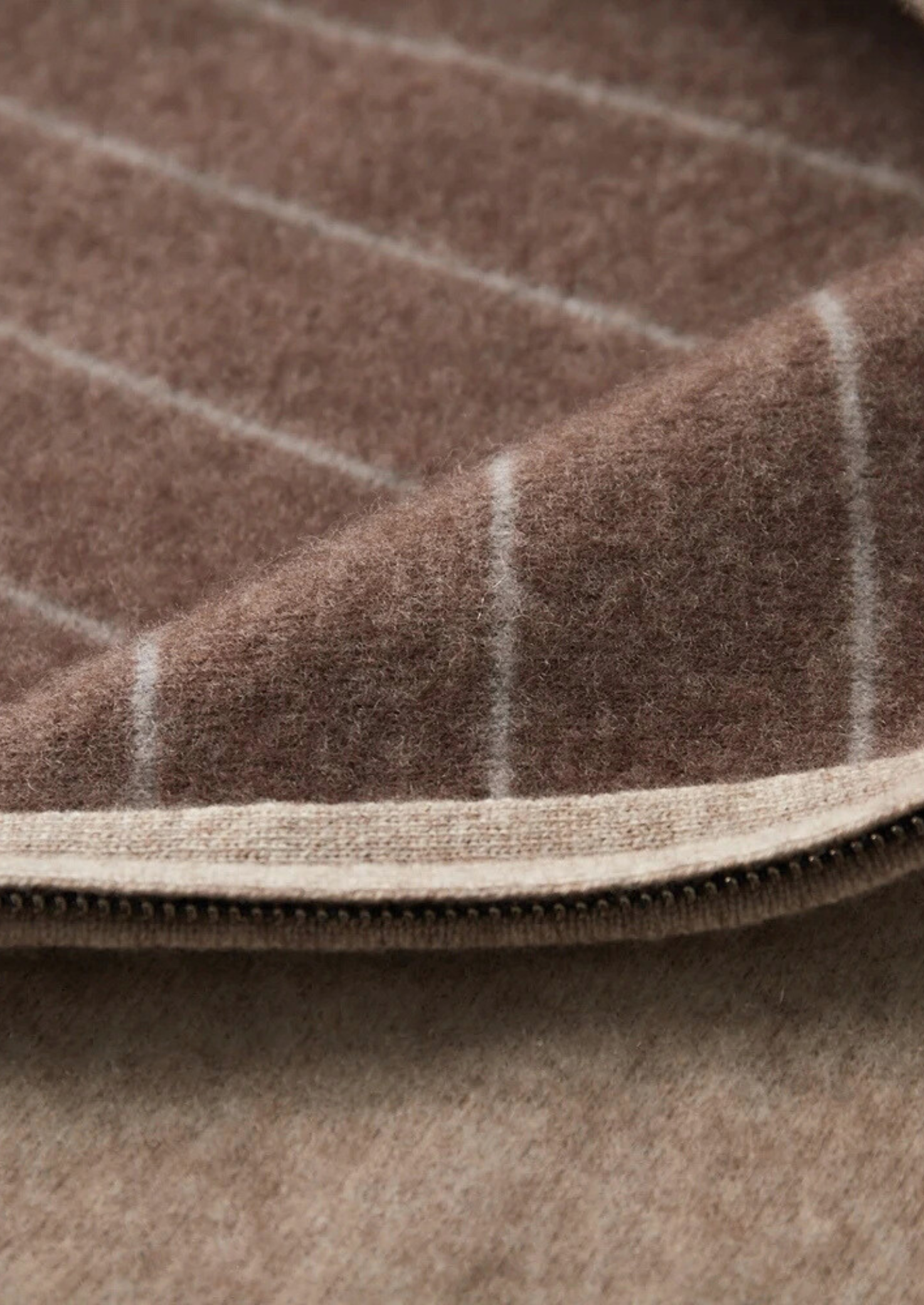 Premium Cashmere Two Tone Zip Cardigan | Solmar