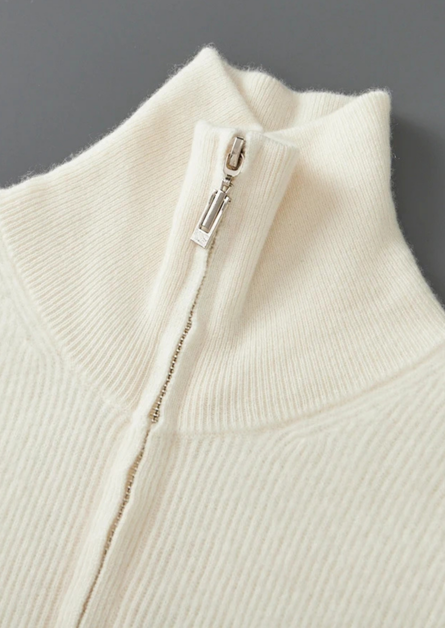 Pure Extra-Fine Merino Wool Ribbed Zipper Cardigan | Solmar