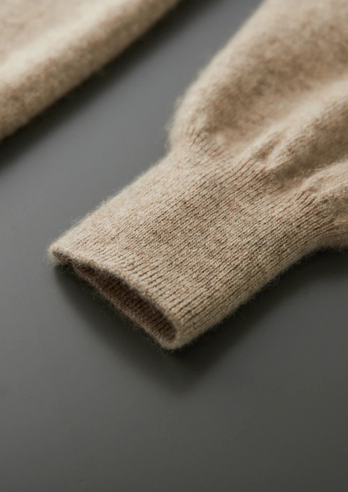 Pure Extra-Fine Merino Wool Raglan Mockneck | Solmar
