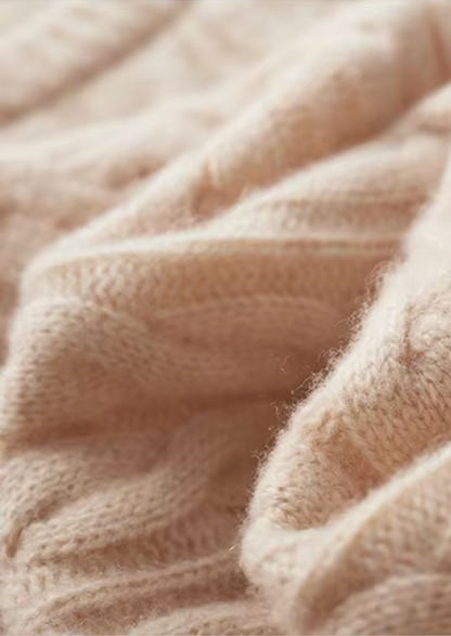 Pure Extra-Fine Merino Wool Cable Knit Crewneck | Solmar
