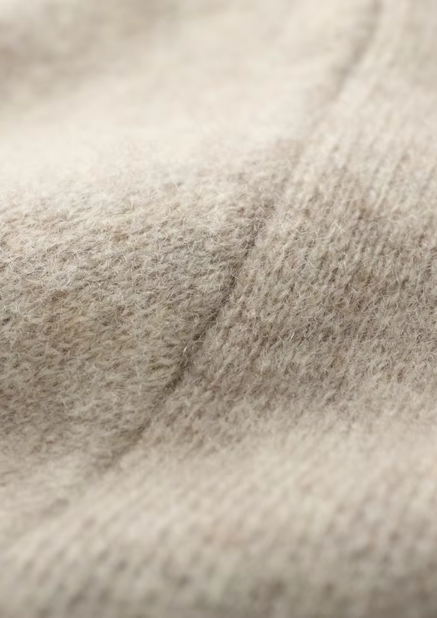 Pure Extra-Fine Merino Wool V-Neck Cardigan | Solmar