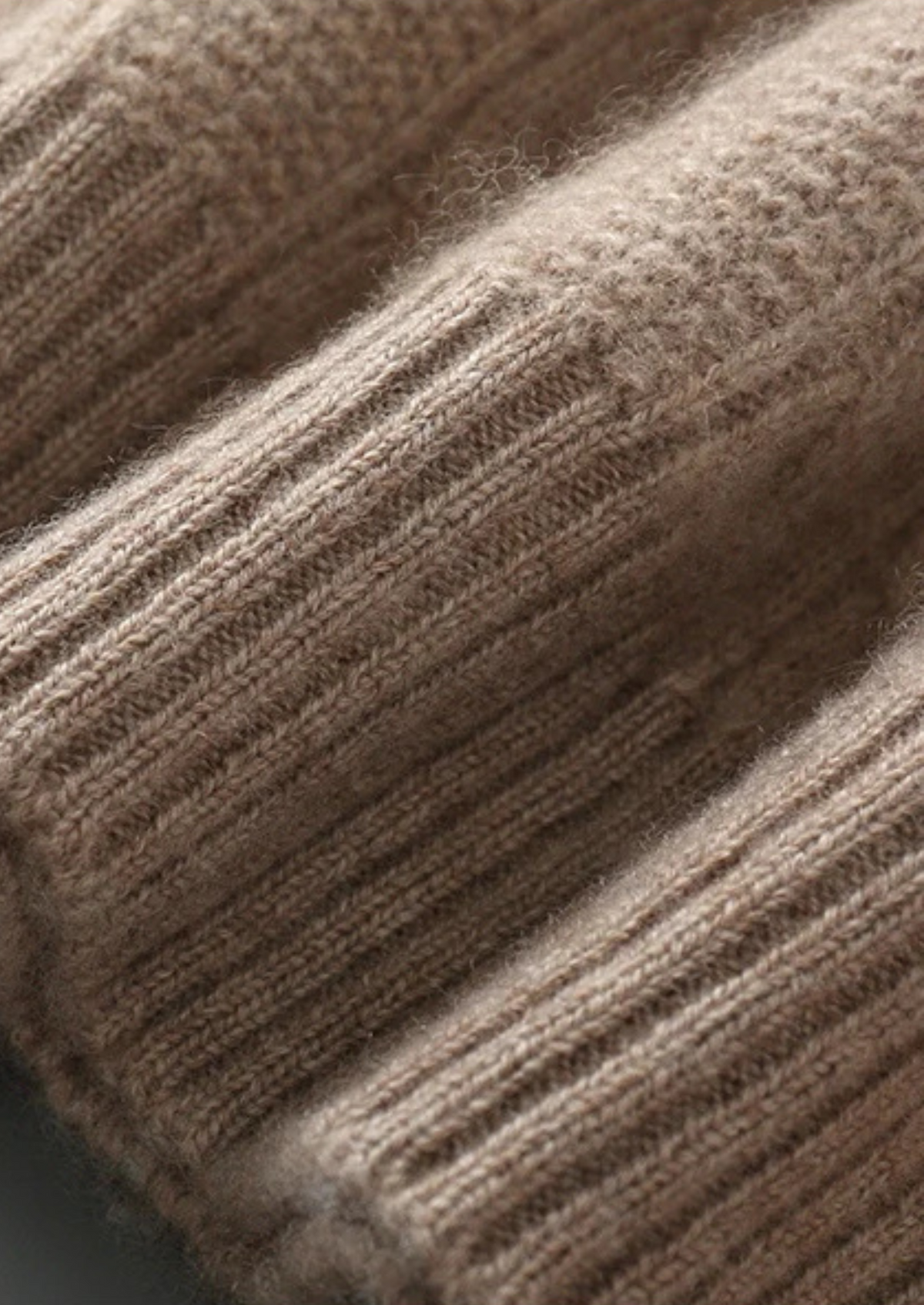 Pure Extra-Fine Merino Wool Cable Crewneck | Solmar