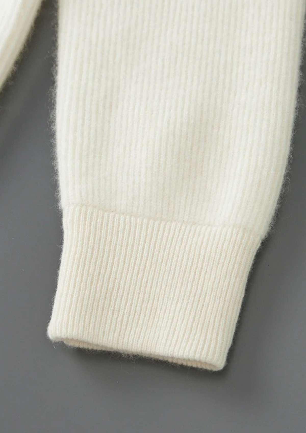 Pure Extra-Fine Merino Wool Ribbed Zipper Cardigan | Solmar