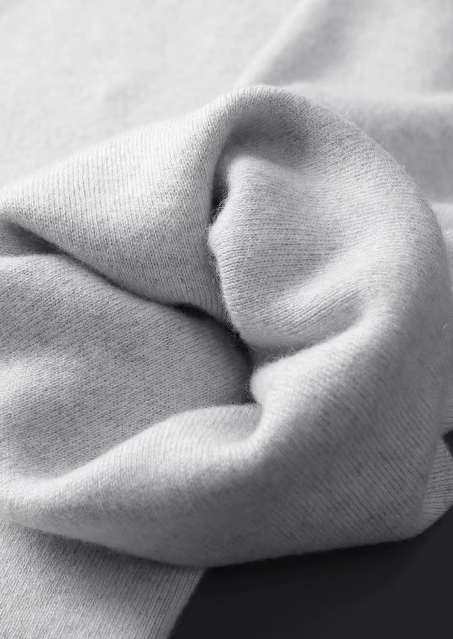 Premium Cashmere Relaxed Trousers | Solmar