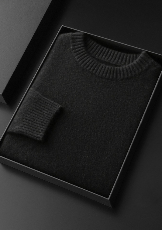 Pure Cashmere Black Essential Crewneck | Solmar