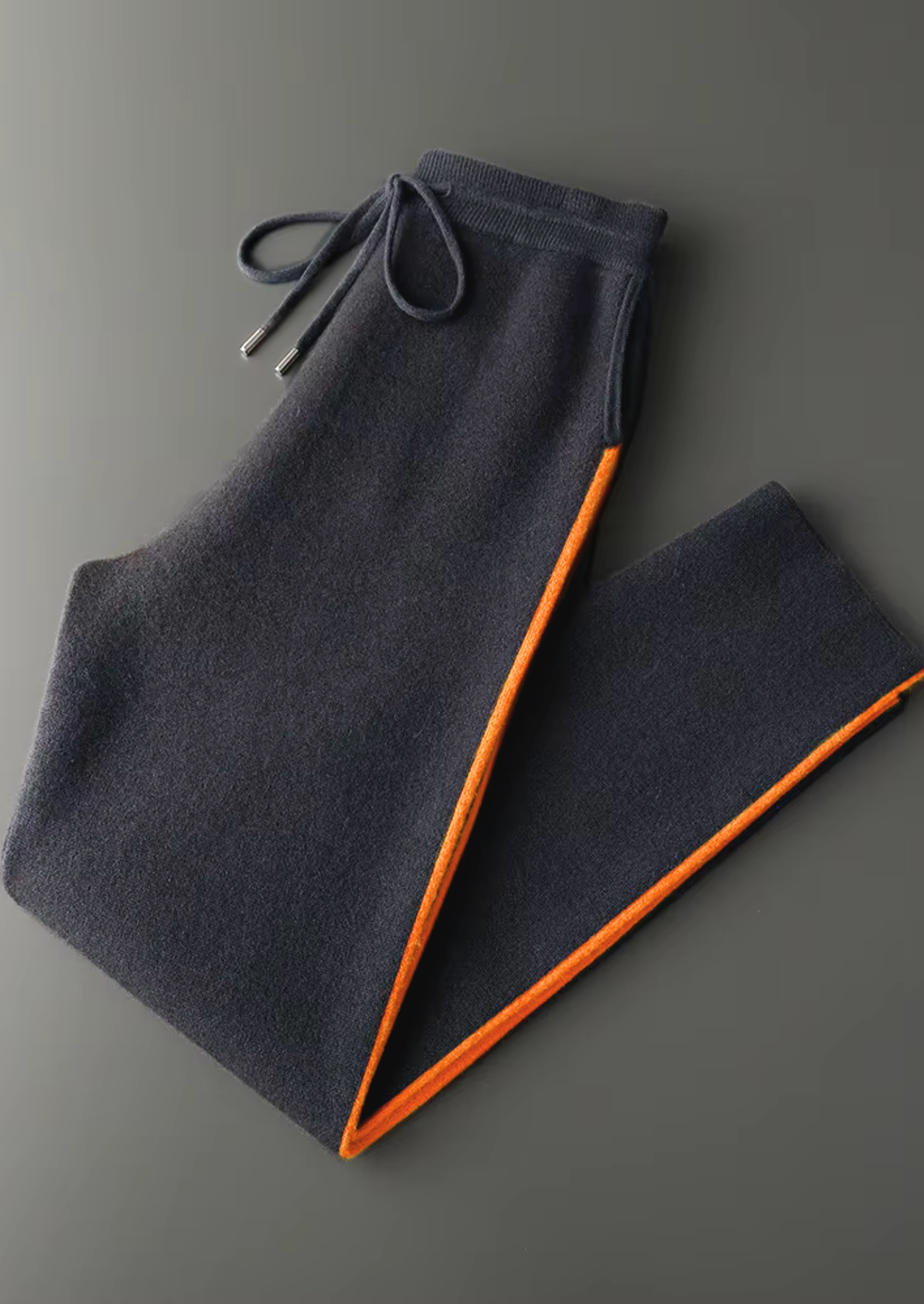 Premium Cashmere Deep Gray Milano Leisure Set | Solmar