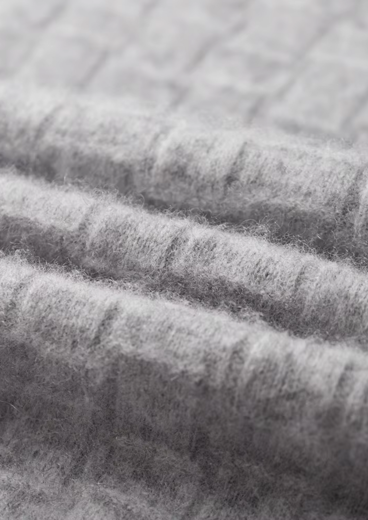 Pure Extra-Fine Merino Wool Textured Mockneck | Solmar