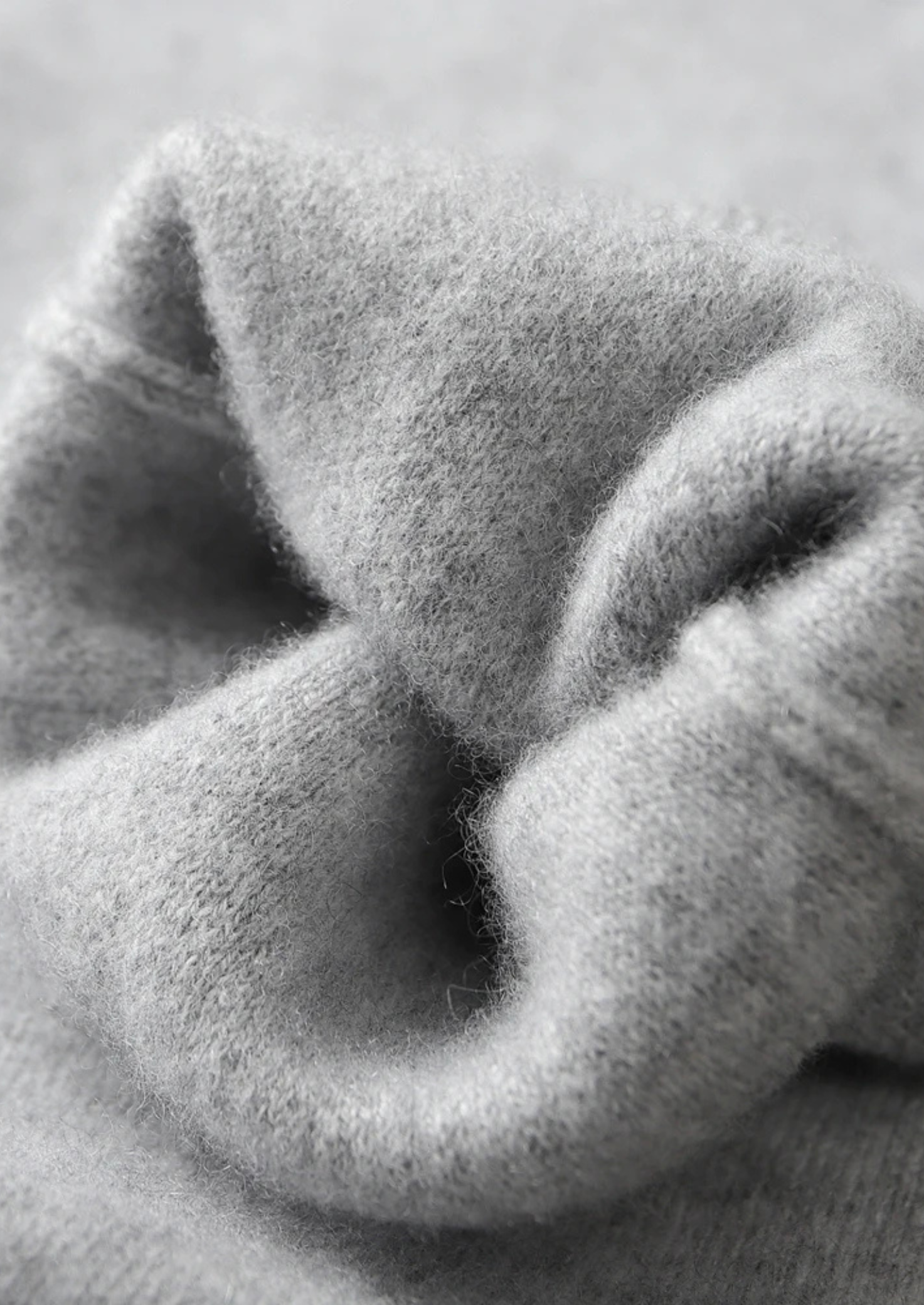 Premium Cashmere Light Gray Alain Leisure Set | Solmar