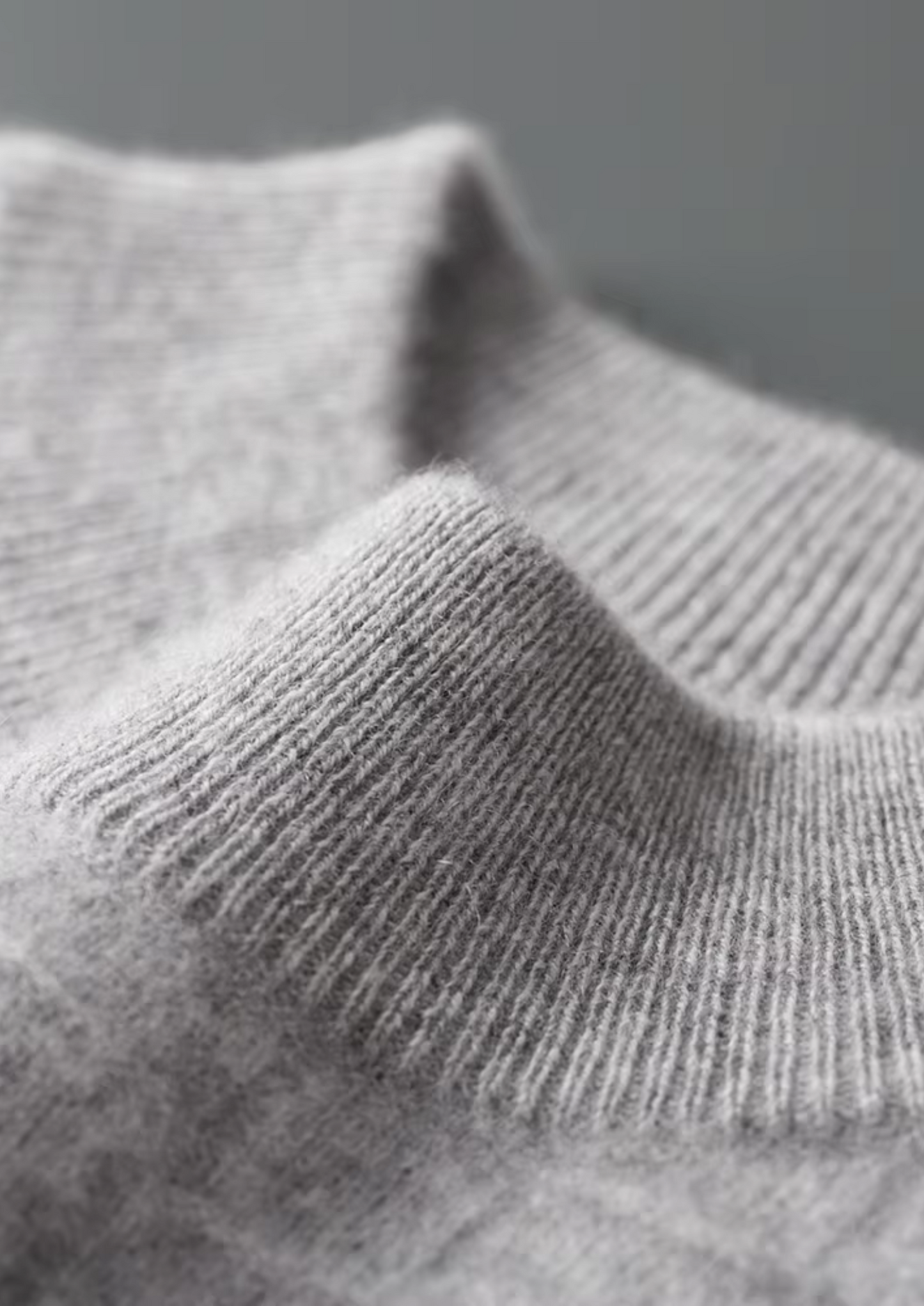 Pure Extra-Fine Merino Wool Textured Mockneck | Solmar
