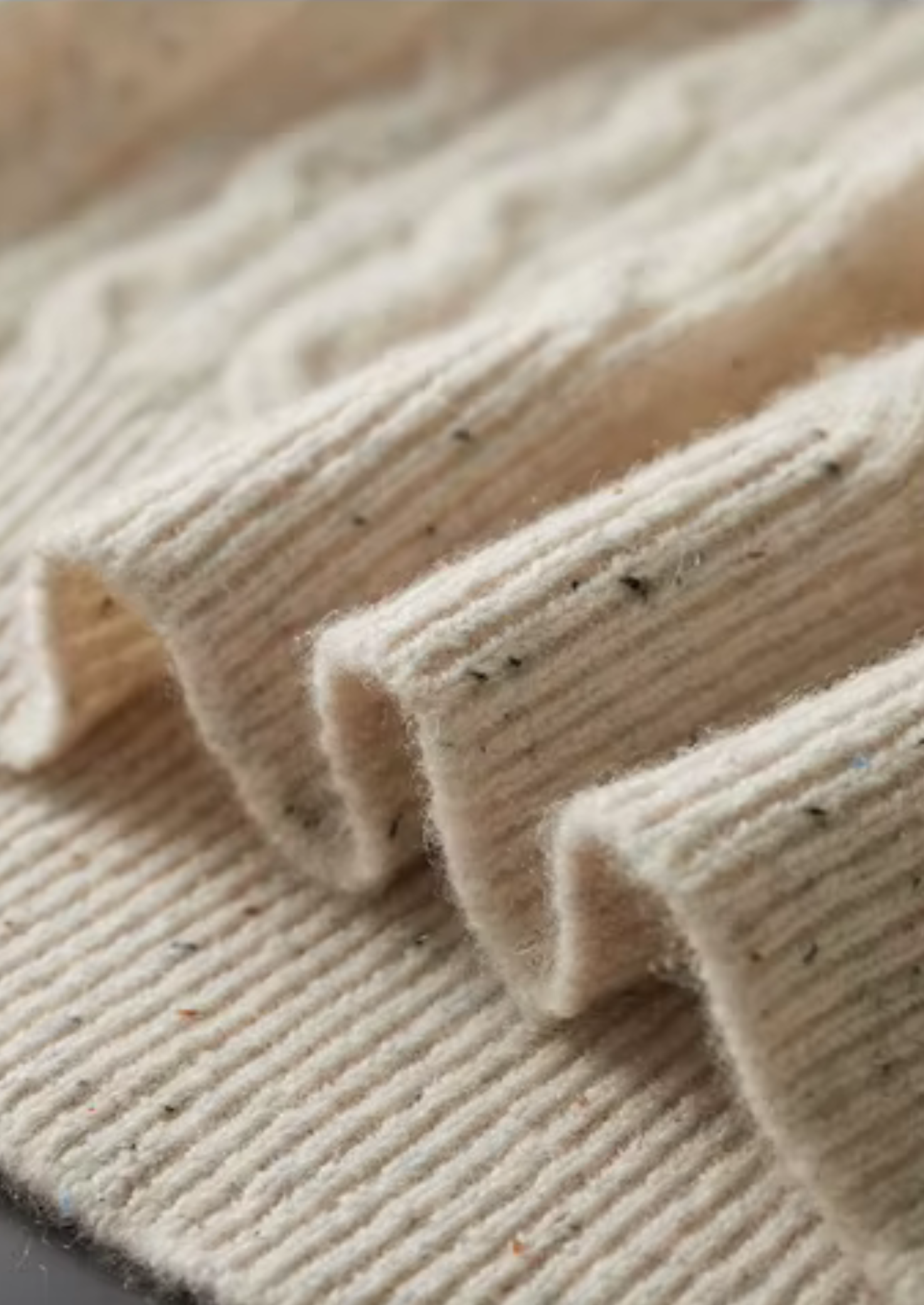 Pure Extra-Fine Merino Wool Nepped Cable Crewneck | Solmar