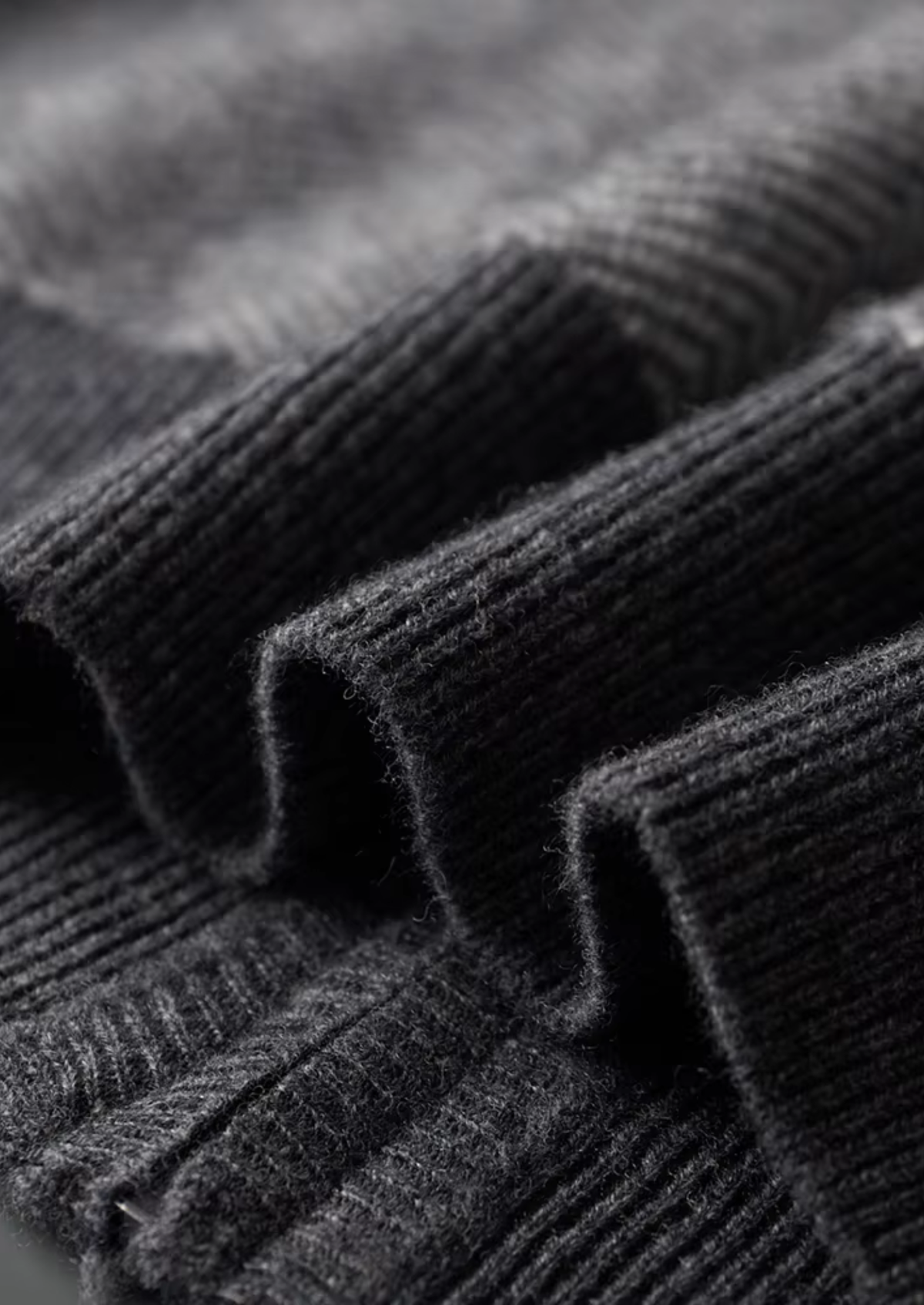 Pure Extra-Fine Merino Wool Gray Herringbone Set | Solmar