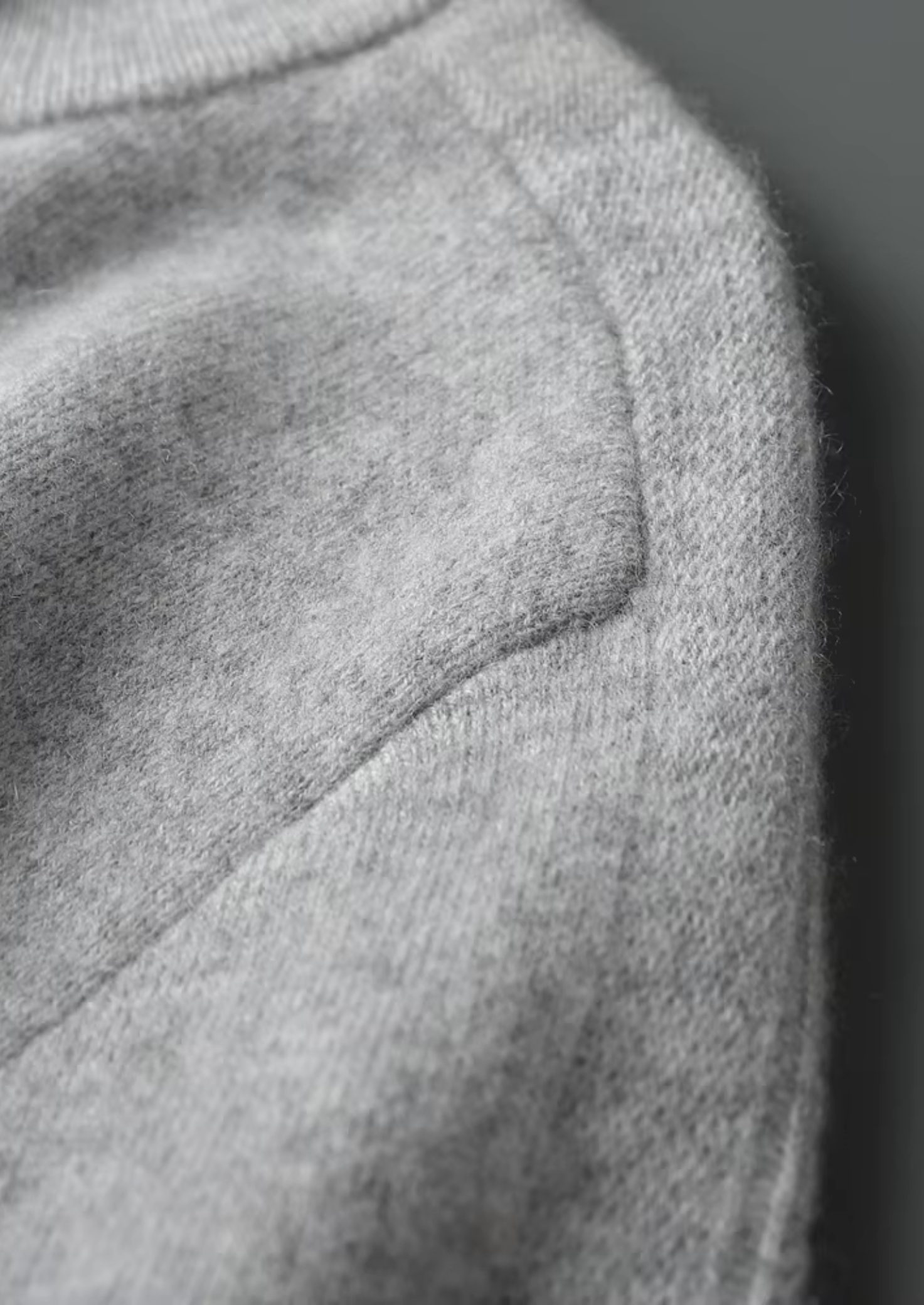 Premium Cashmere Essential Half-Zip Sweater | Solmar