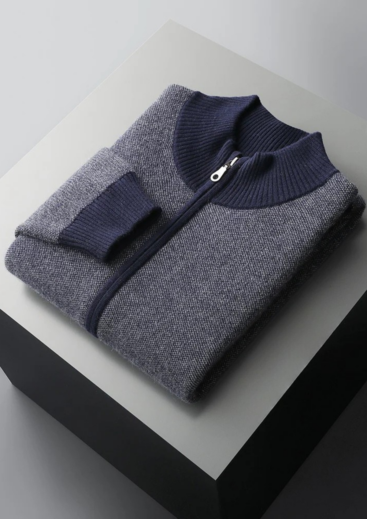 Premium Cashmere Jacquard Zip Cardigan | Solmar