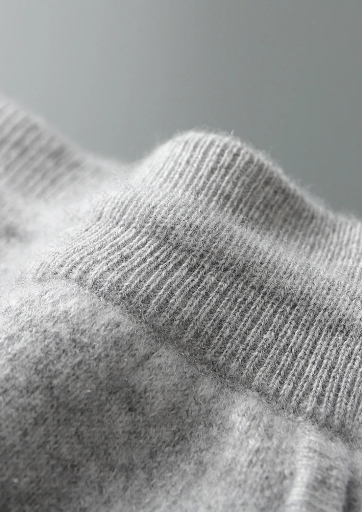 Premium Cashmere Light Gray Alain Leisure Set | Solmar