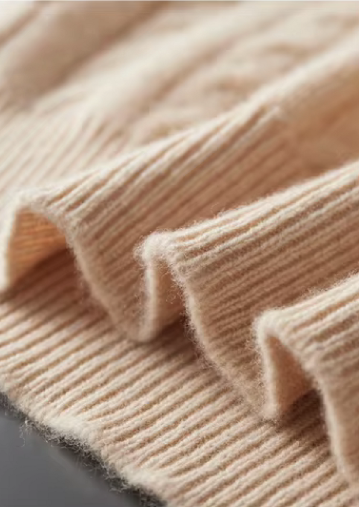 Pure Extra-Fine Merino Wool Cable Knit Henley Sweater | Solmar