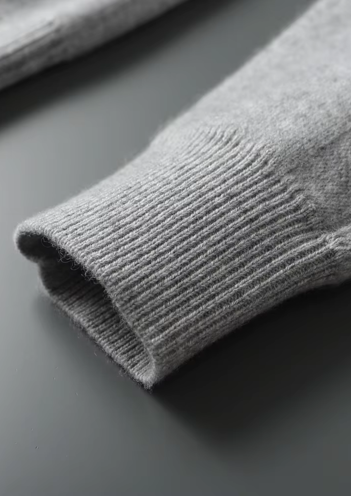 Premium Cashmere Essential Half-Zip Sweater | Solmar