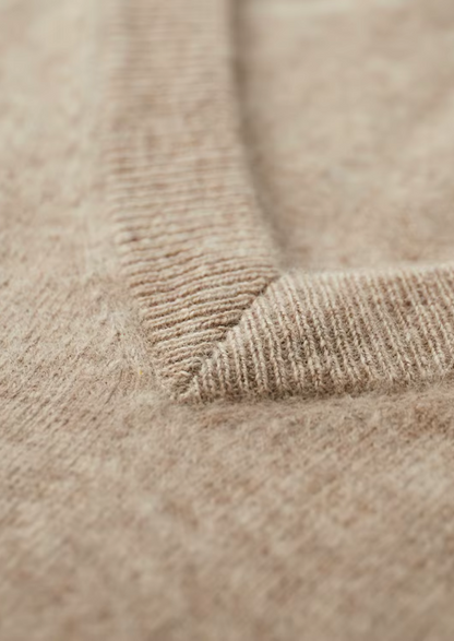 Pure Extra-Fine Merino Wool Classic V-Neck Sweater | Solmar
