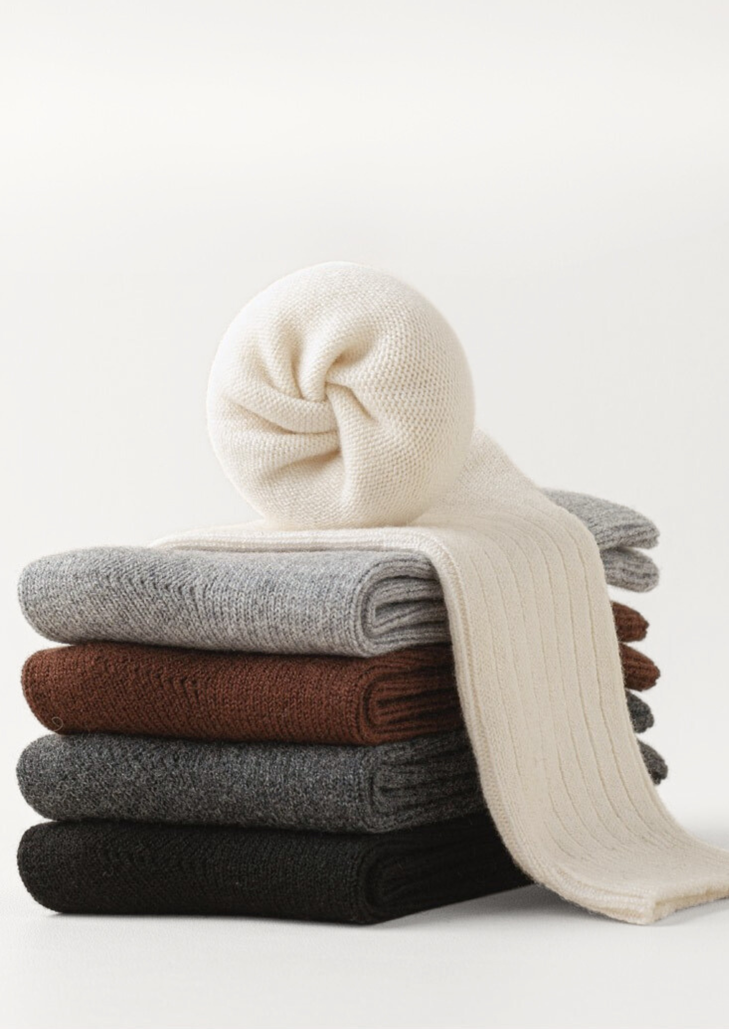 Black Ultra-Soft Ribbed Merino Wool Socks | Solmar