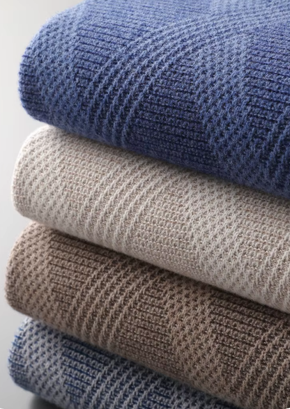 Pure Extra-Fine Merino Wool Two Tone Patterned Mockneck | Solmar