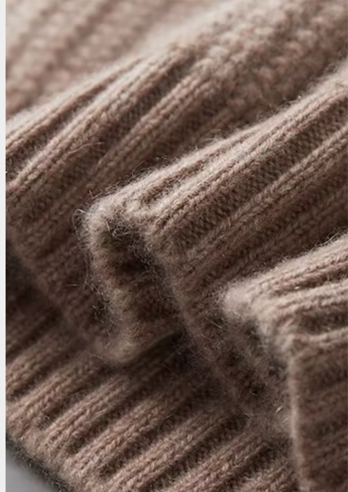 Pure Cashmere Beige Heavyweight Crewneck | Solmar
