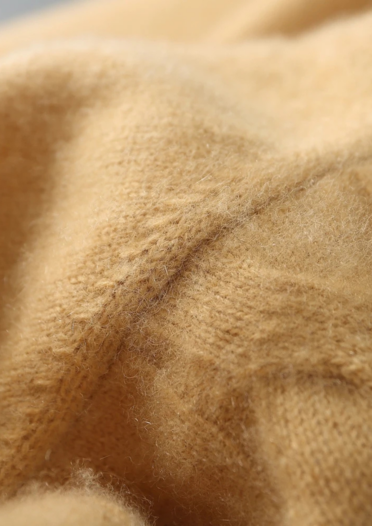 Premium Cashmere Cable Crewneck | Solmar