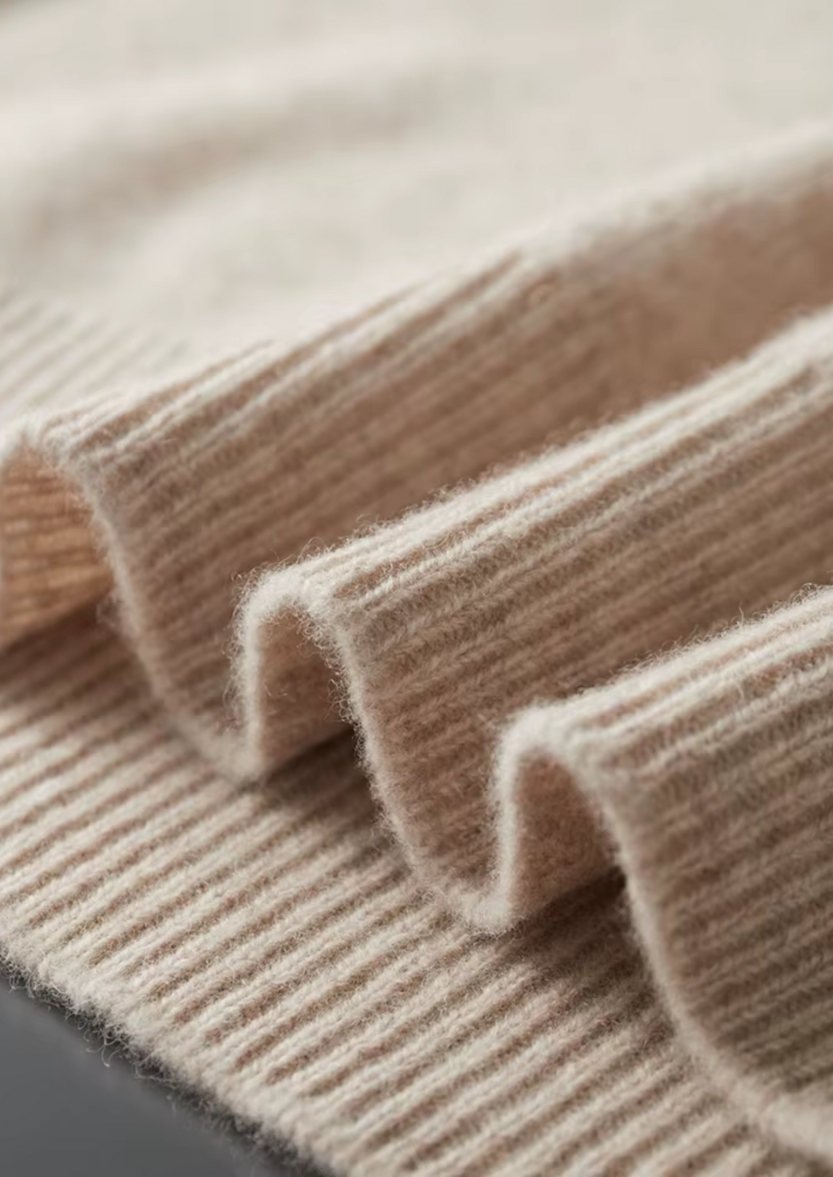 Pure Extra-Fine Merino Wool Button Hoodie | Solmar