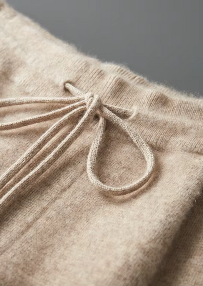 Premium Cashmere Pleated Trousers | Solmar