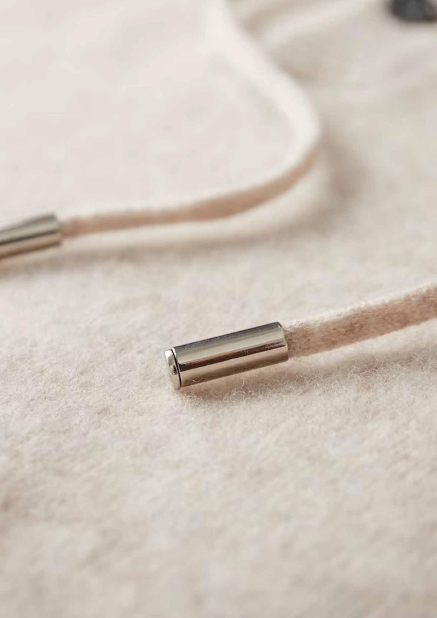 Pure Extra-Fine Merino Wool Button Hoodie | Solmar