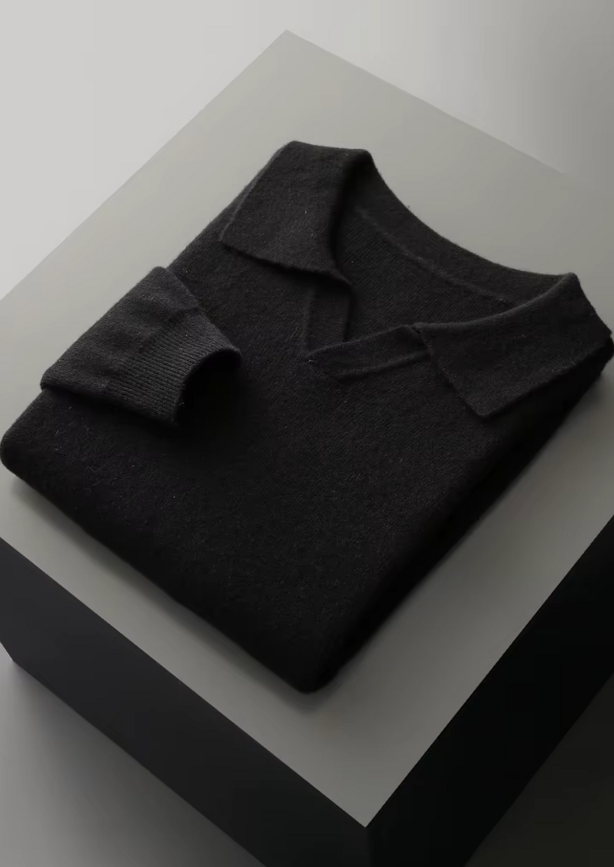 Pure Extra-Fine Merino Wool Ribbed Buttonless Polo | Solmar
