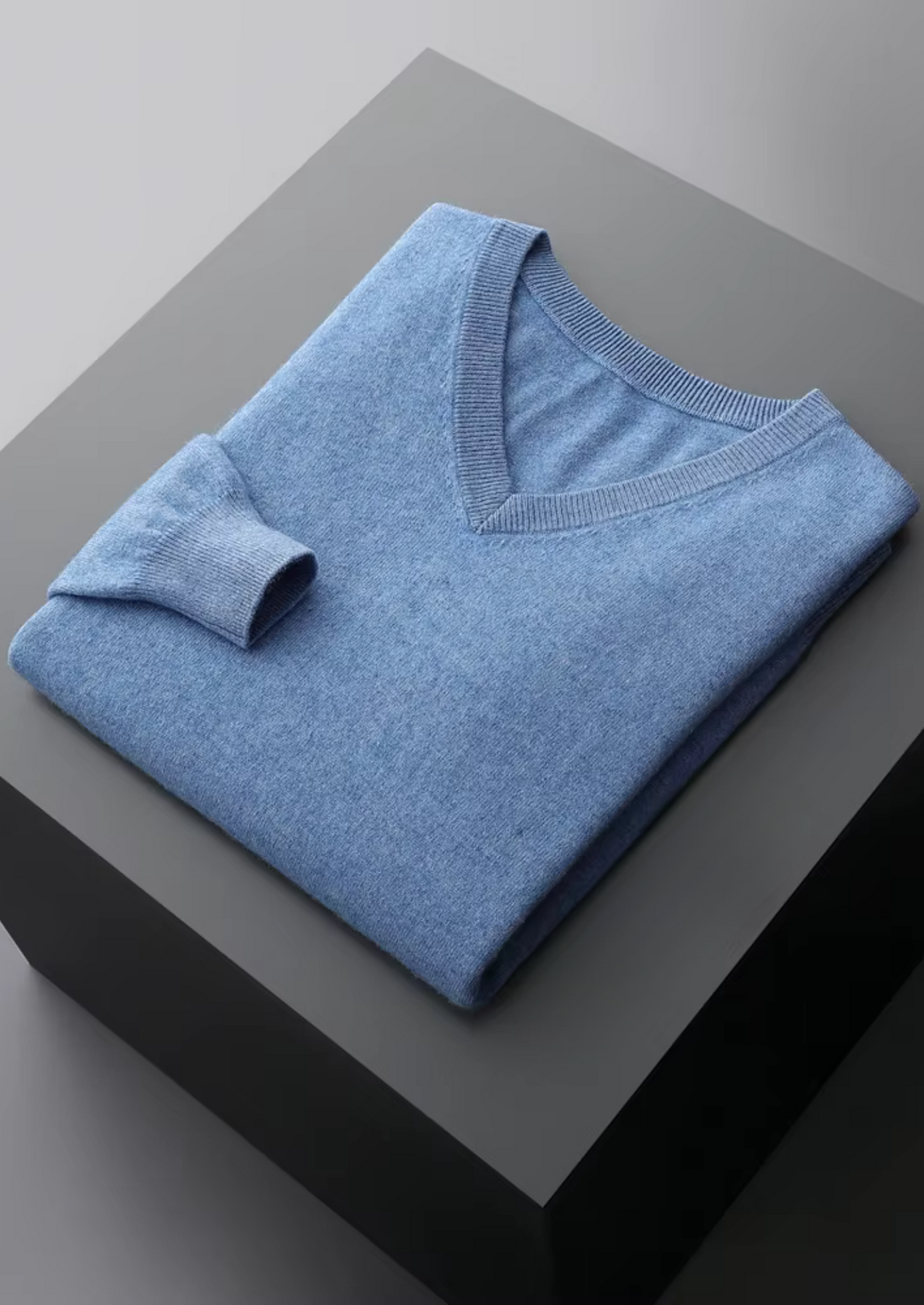 Jersey Clásico de Cuello de Pico de Lana Merino Extrafina Pura