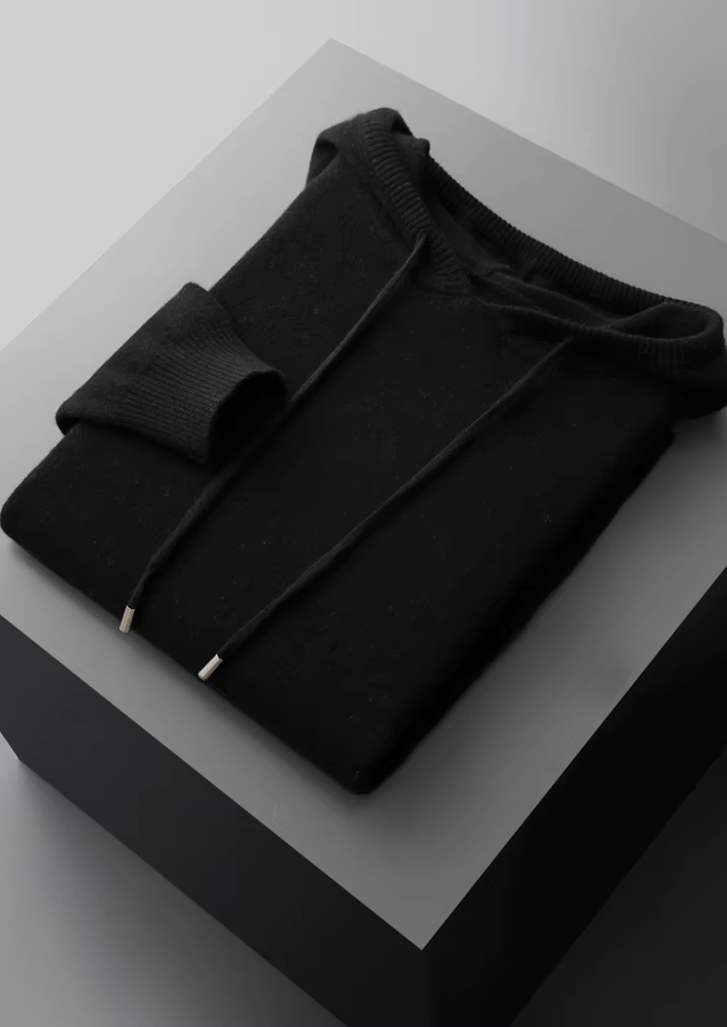 Pure Extra-Fine Merino Wool Black Savro Set | Solmar