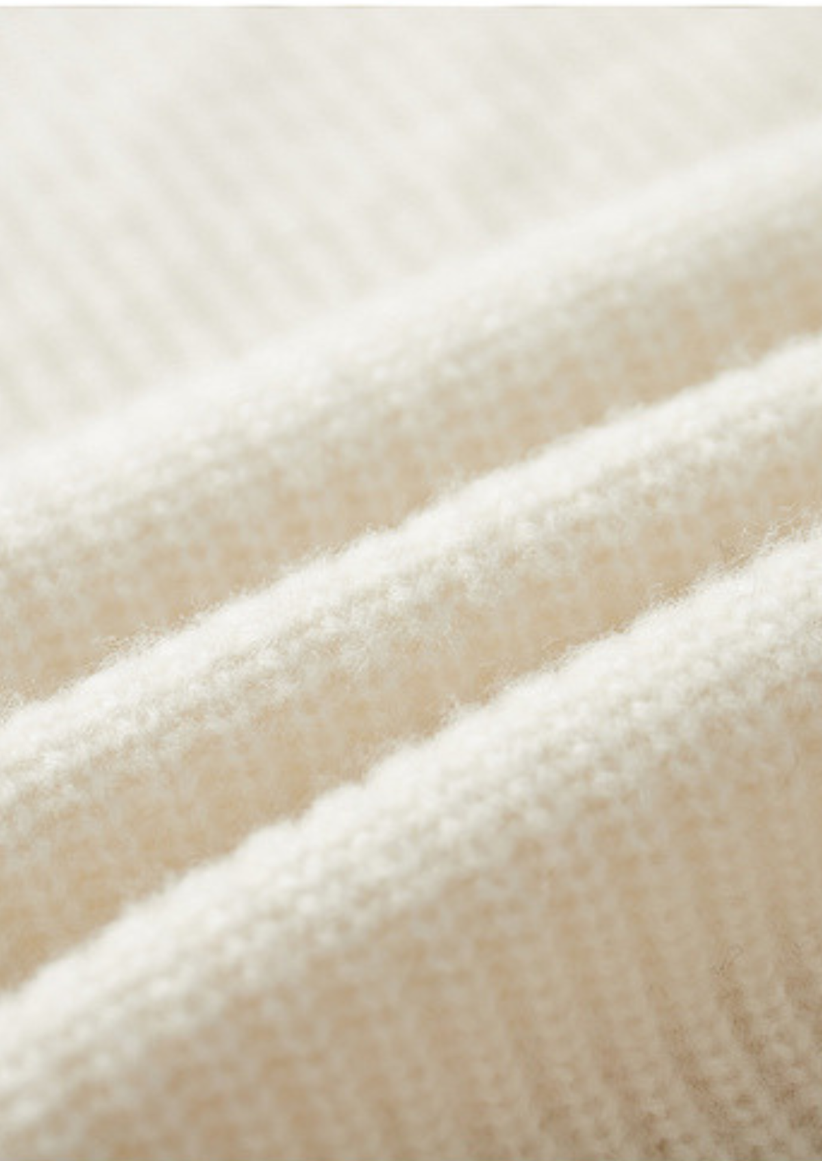 Pure Extra-Fine Merino Wool Ribbed Raglan Crewneck | Solmar