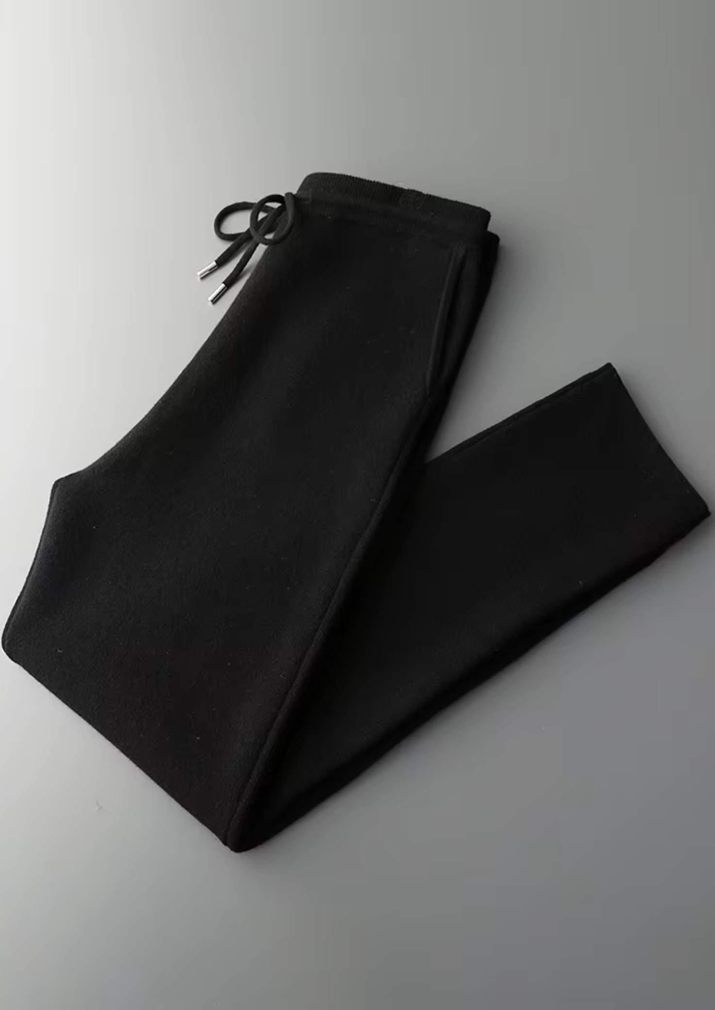 Pure Extra-Fine Merino Wool Black Savro Set | Solmar