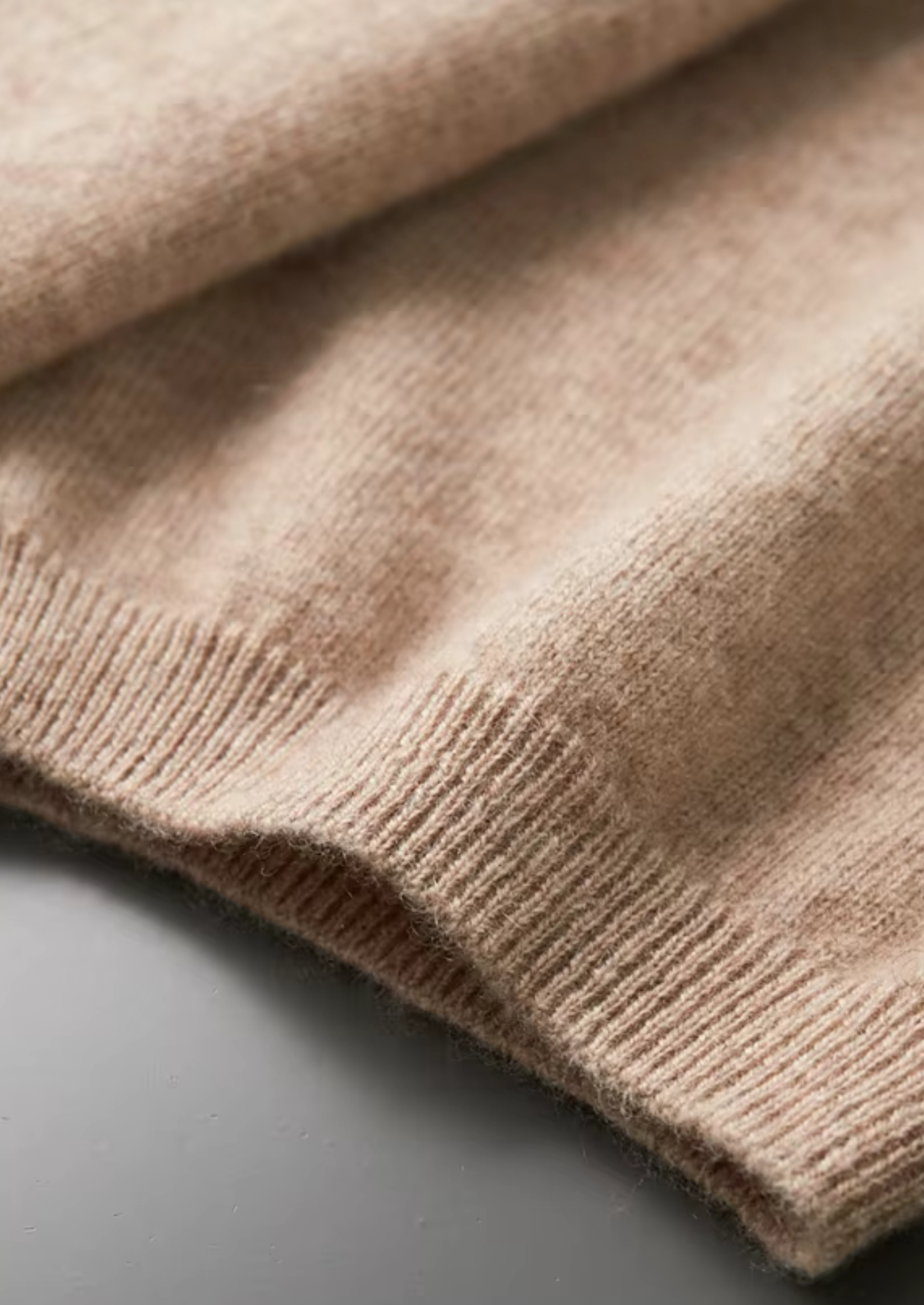 Premium Cashmere Classic Crewneck T-Shirt - Light Beige | Solmar