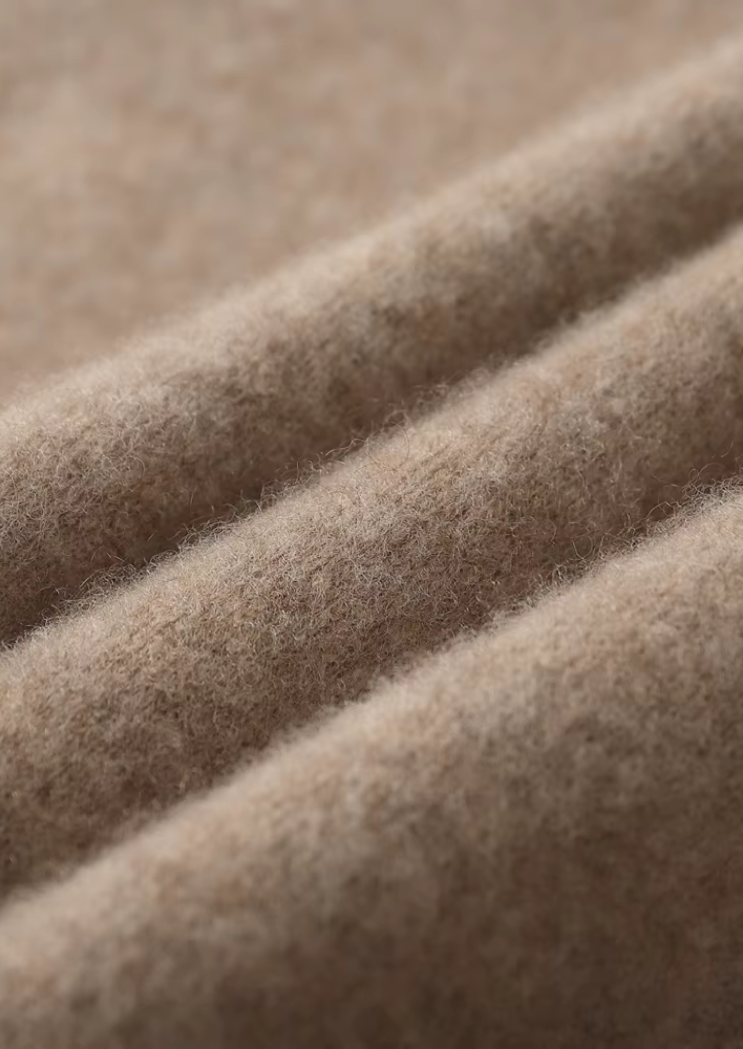 Premium Cashmere Beige Milano Leisure Set | Solmar