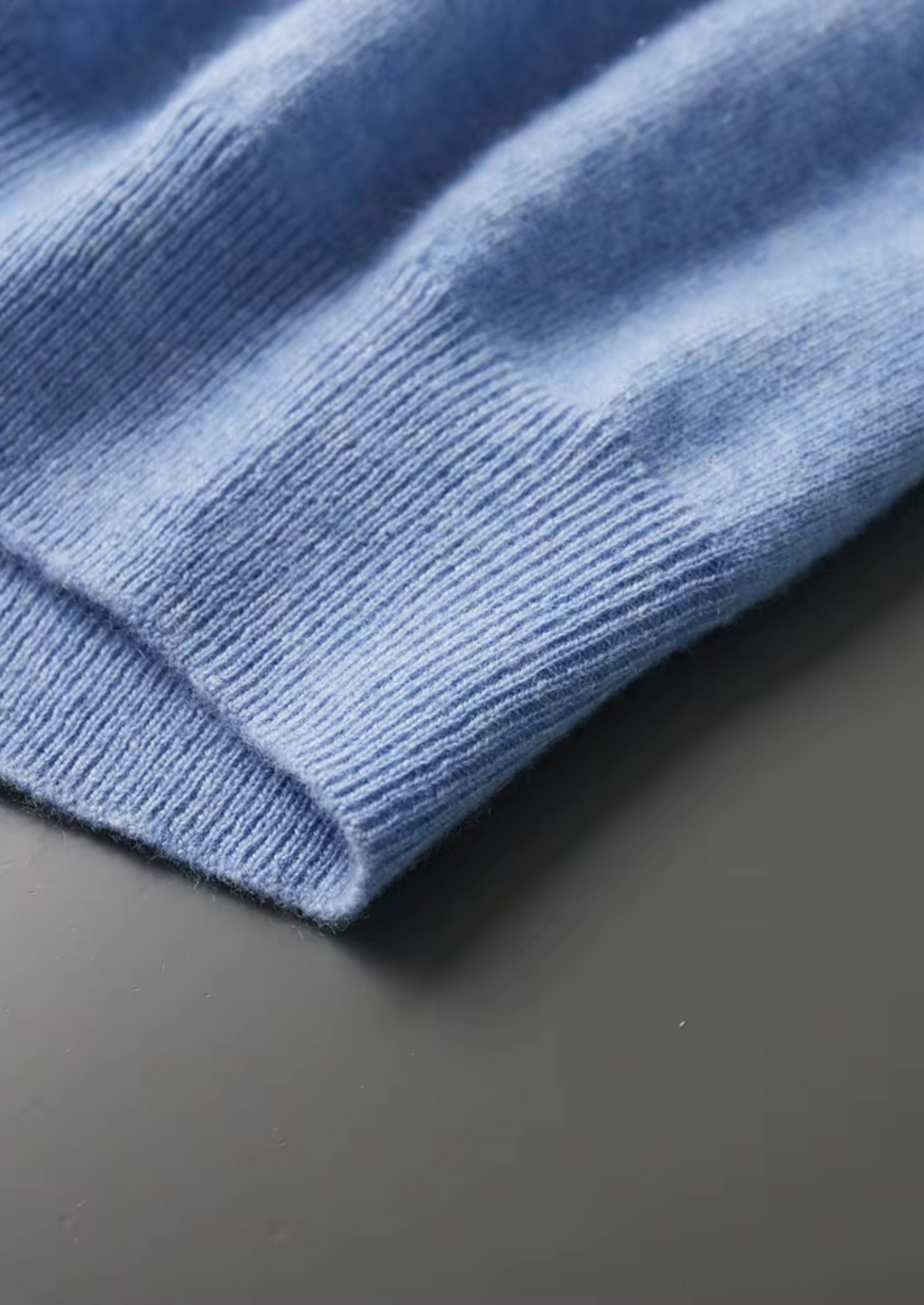 Premium Cashmere Classic Crewneck T-Shirt - Light Blue | Solmar