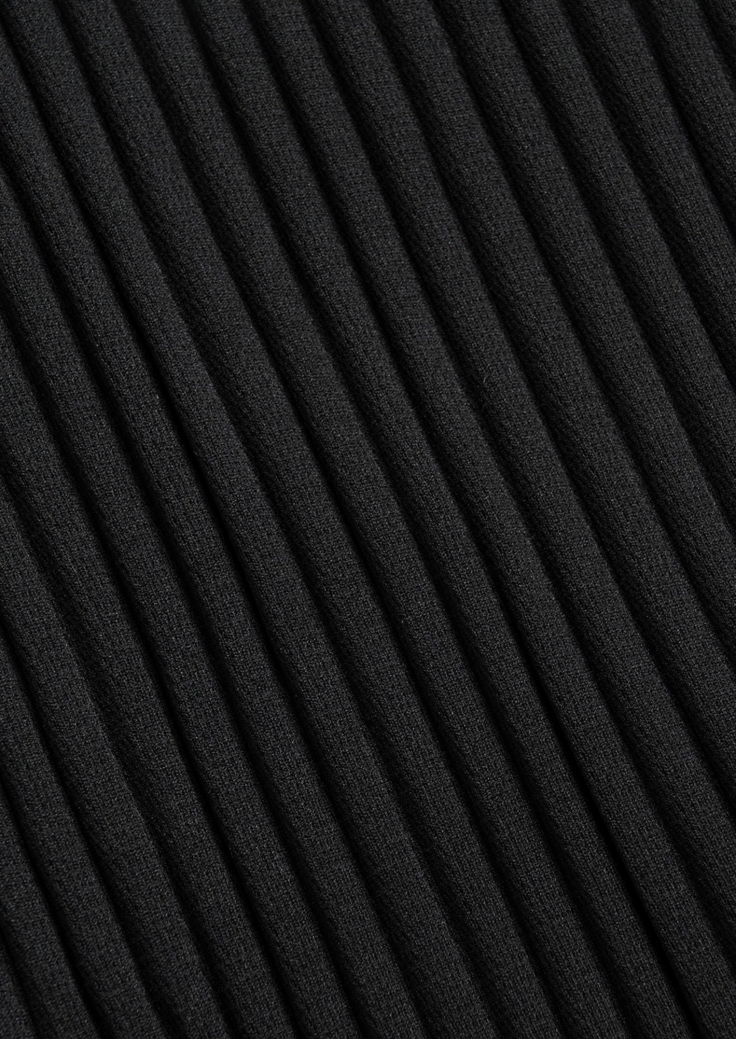 Black Pleated Summer Set | Solmar