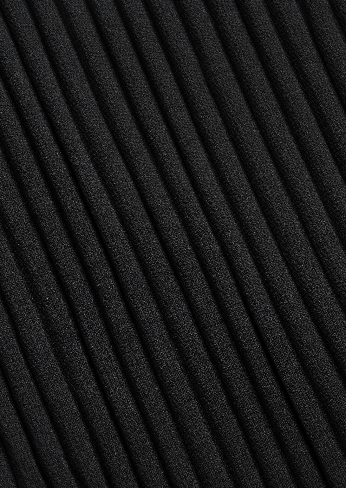 Black Pleated Summer Set | Solmar