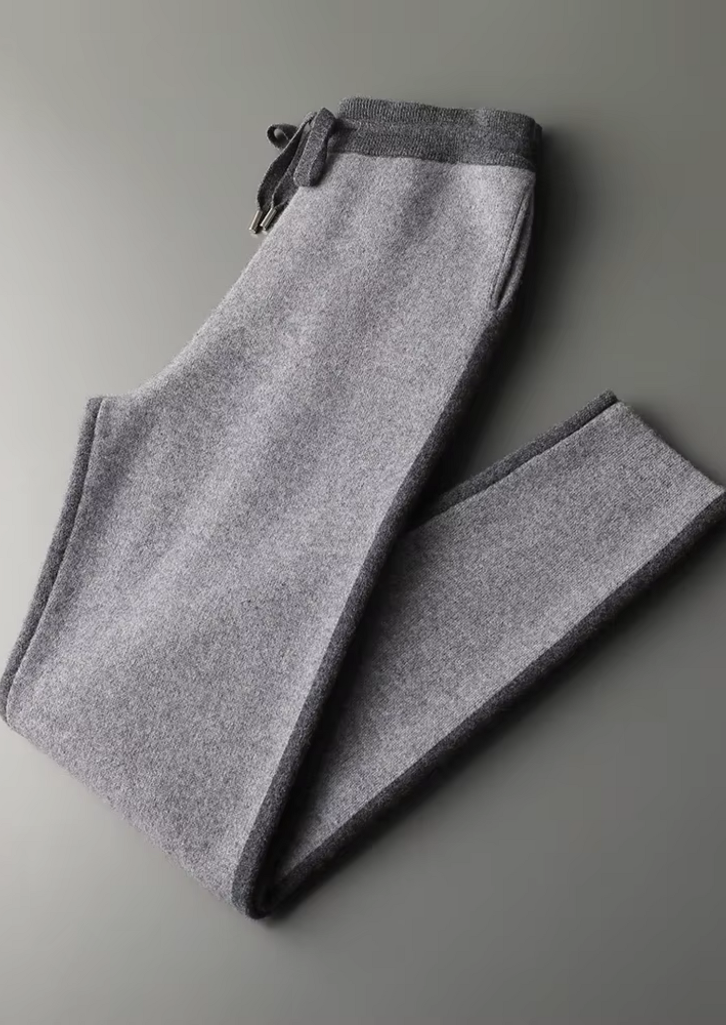 Premium Cashmere Dark Gray Torino Leisure Set | Solmar