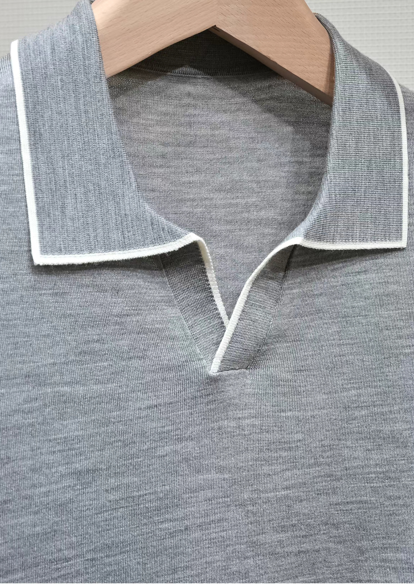 Ellis Light Gray Lightweight Polo Shirt | Solmar