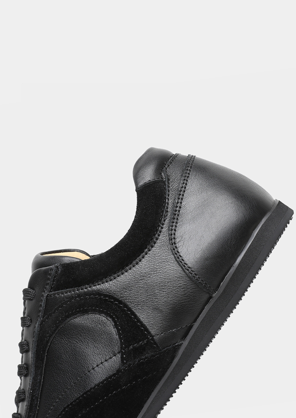 Black Retro Hybrid Suede Leather Runner | Solmar
