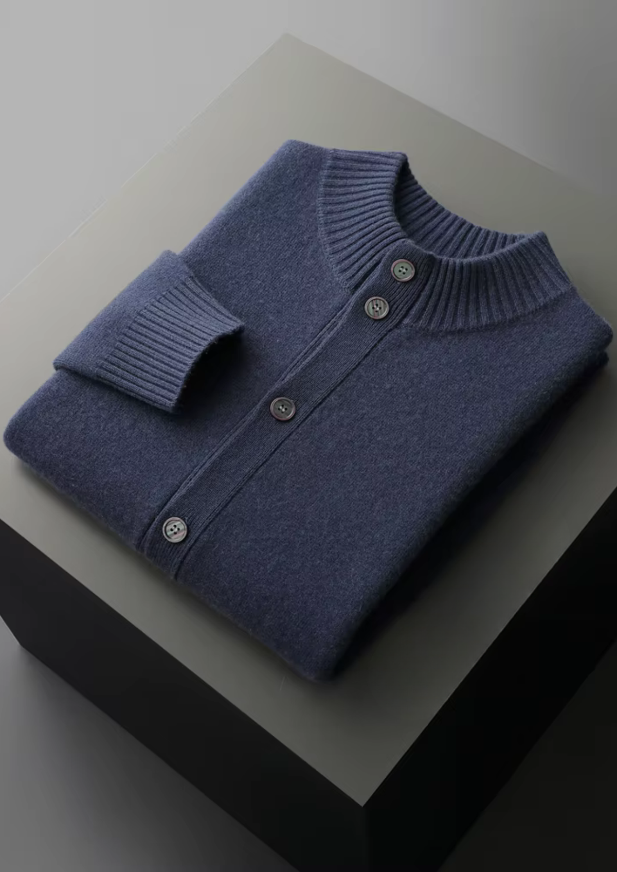 Premium Cashmere Button Cardigan | Solmar