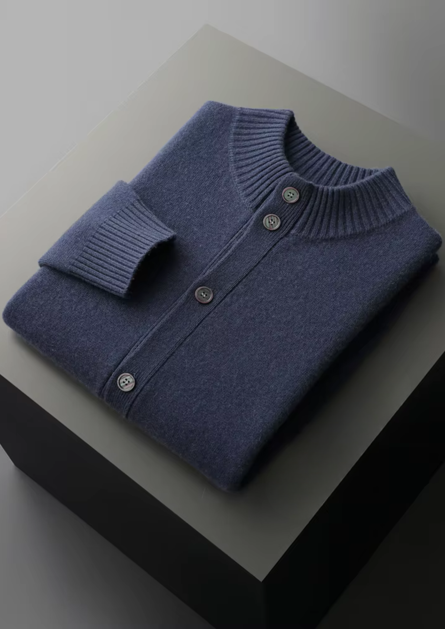 Premium Cashmere Button Cardigan | Solmar